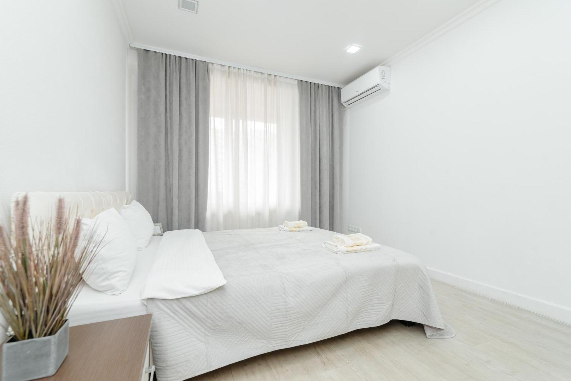 Appartement Ultra Centr Chisinau Luxrent Extérieur photo
